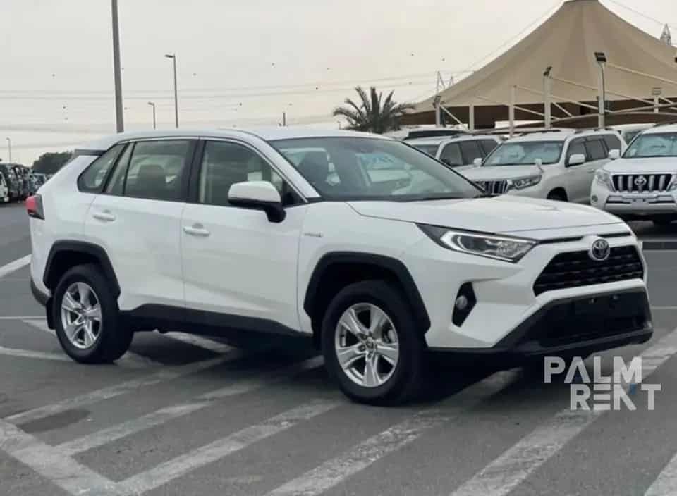 اجاره تویوتا راوفور 2018 2018 در دبی - تصویر دوم