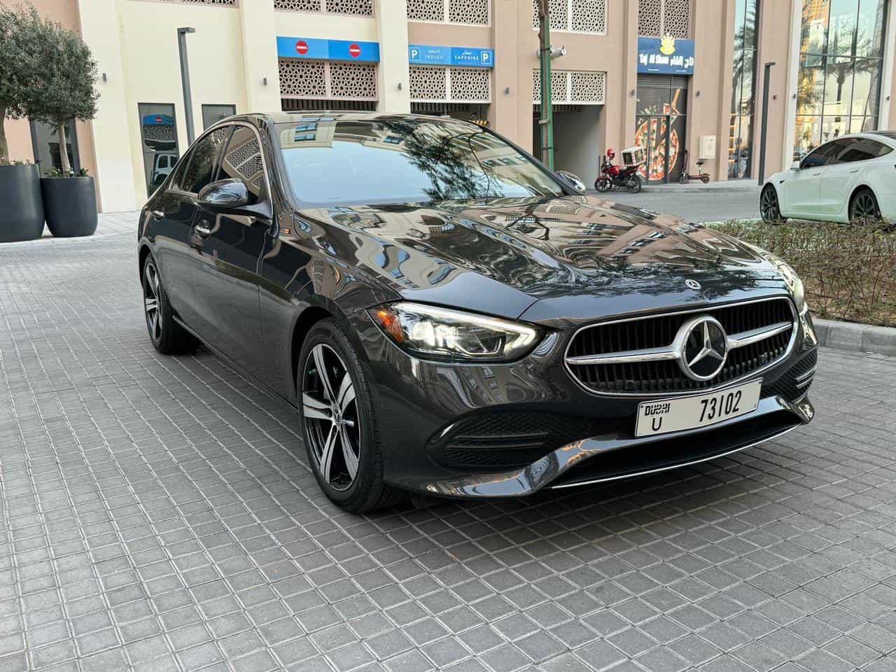 اجاره مرسدس بنز C300 جدید 2023 2023 در دبی - تصویر اول