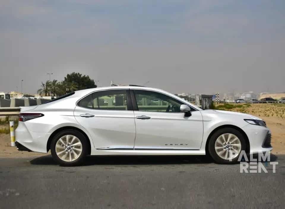 اجاره Toyota Camry 2022 در دبی - تصویر سوم