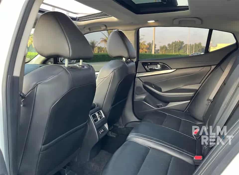 اجاره Nissan SENTRA 2020 2020 در دبی - تصویر سوم