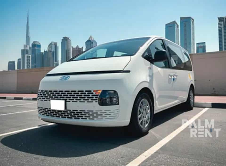 اجاره هیوندای استاریا 9 نفره 2024 2024 در دبی - تصویر چهارم