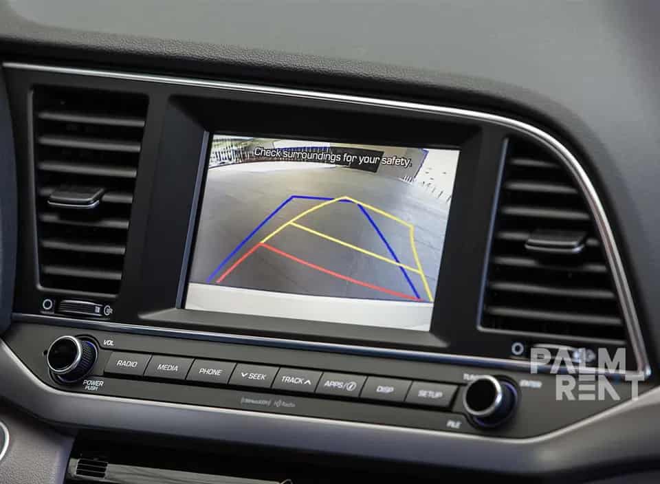اجاره Hyundai Elantra 2017 در دبی - تصویر چهارم