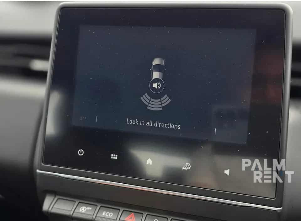 اجاره Renault CLIO 2024 در دبی - تصویر سوم