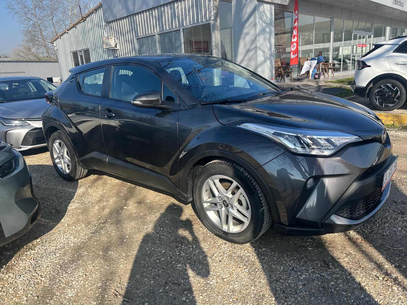 اجاره Toyota C-HR 2023 2023 در دبی - تصویر دوم